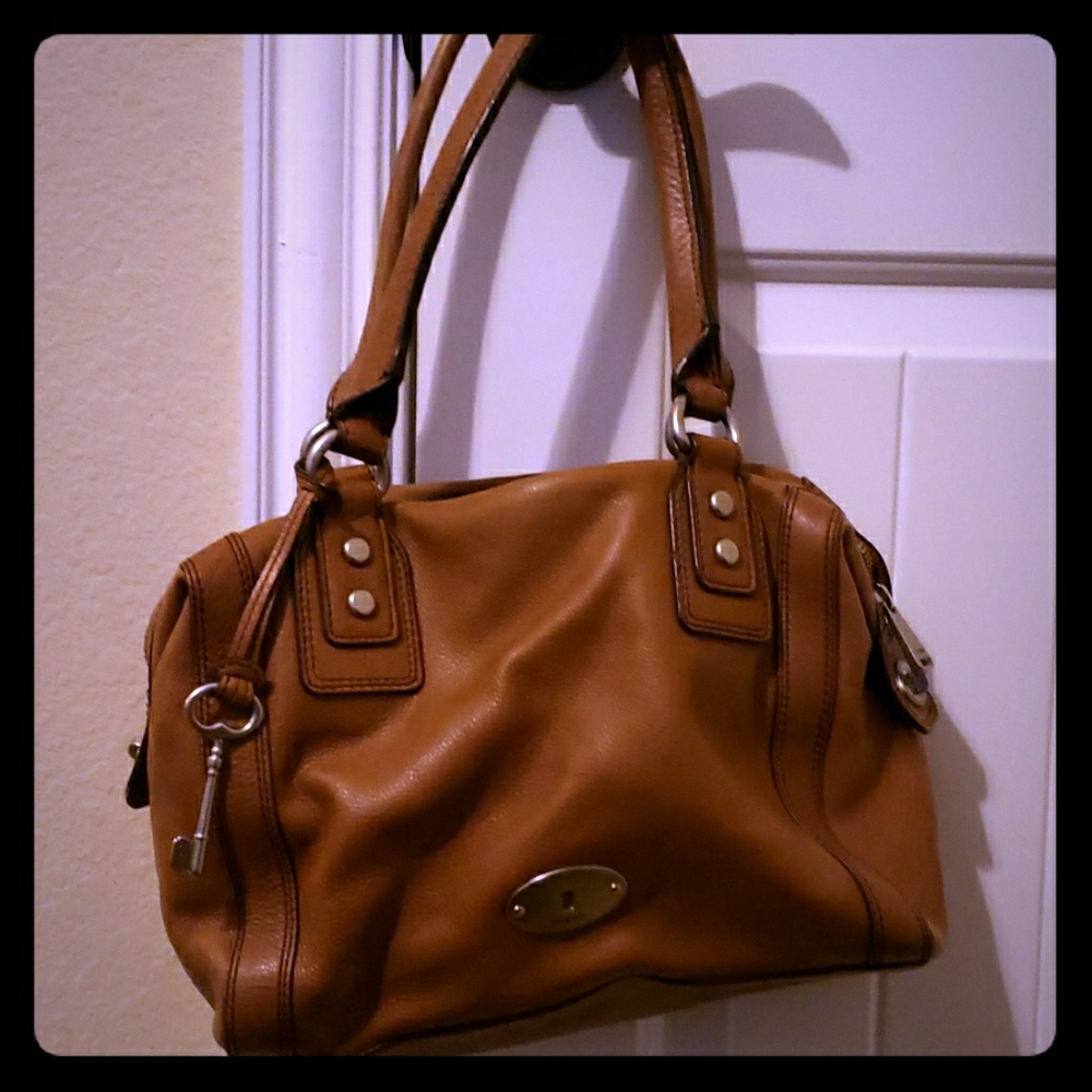 Fossil purse